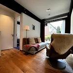 New Exclusive 2 Bedroom Apartment Hamburg