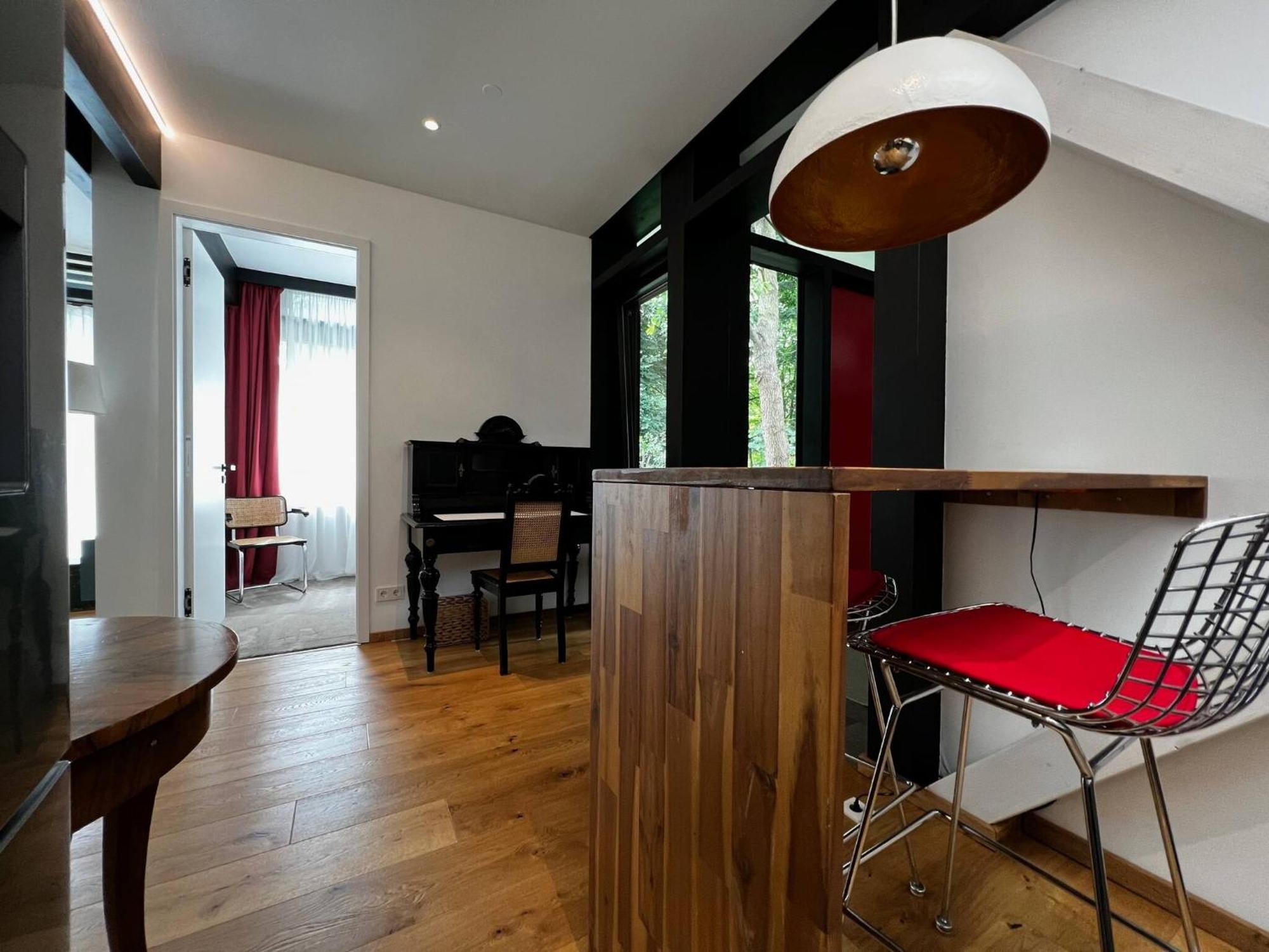 New Exclusive 2 Bedroom Apartment Hamburg